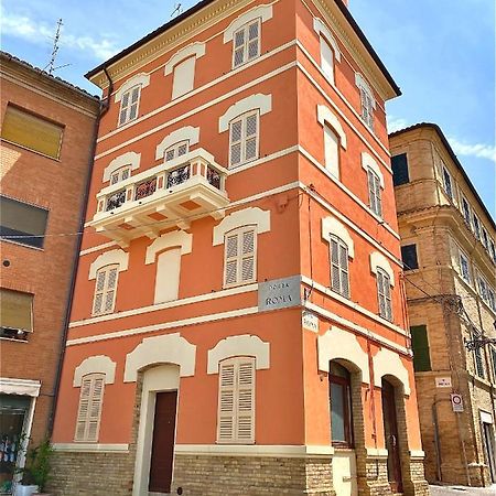B&B Terrazza Sul Borgo Mogliano Esterno foto