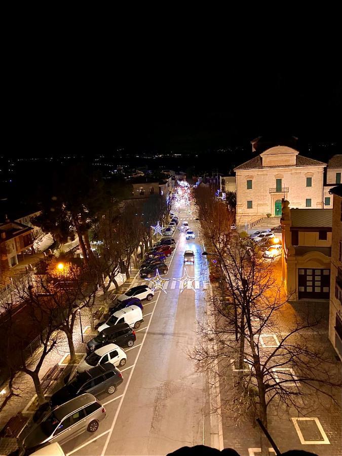 B&B Terrazza Sul Borgo Mogliano Esterno foto