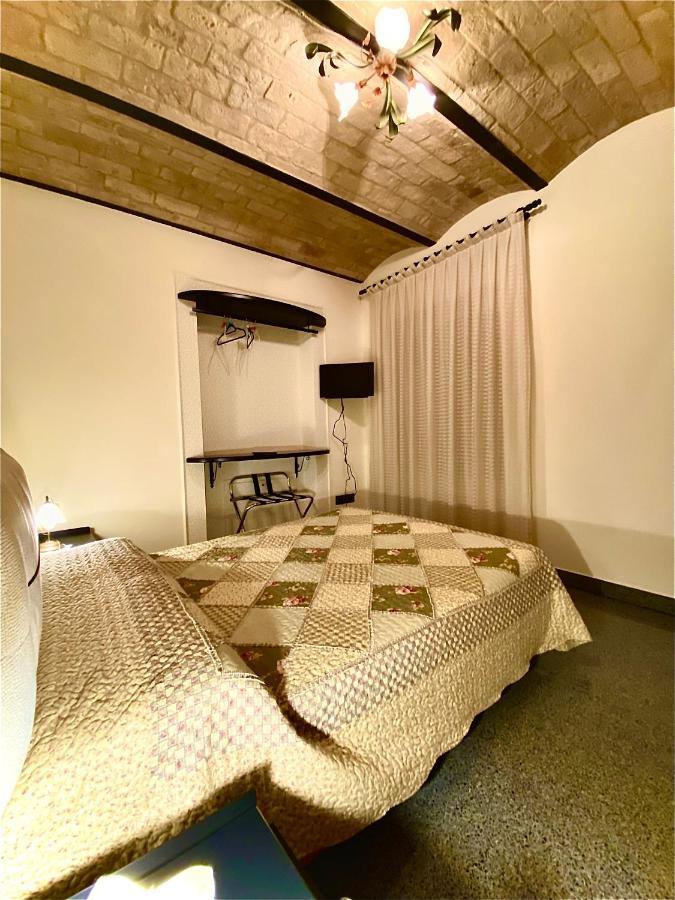 B&B Terrazza Sul Borgo Mogliano Esterno foto