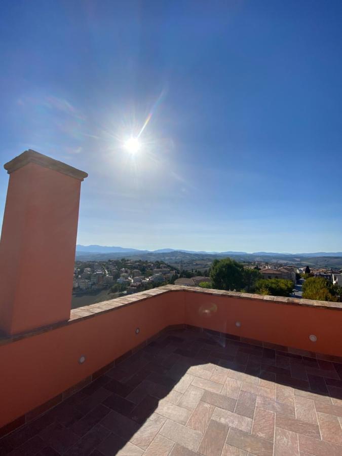 B&B Terrazza Sul Borgo Mogliano Esterno foto