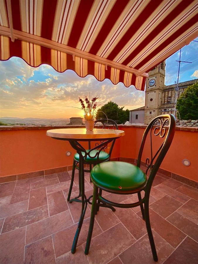 B&B Terrazza Sul Borgo Mogliano Esterno foto